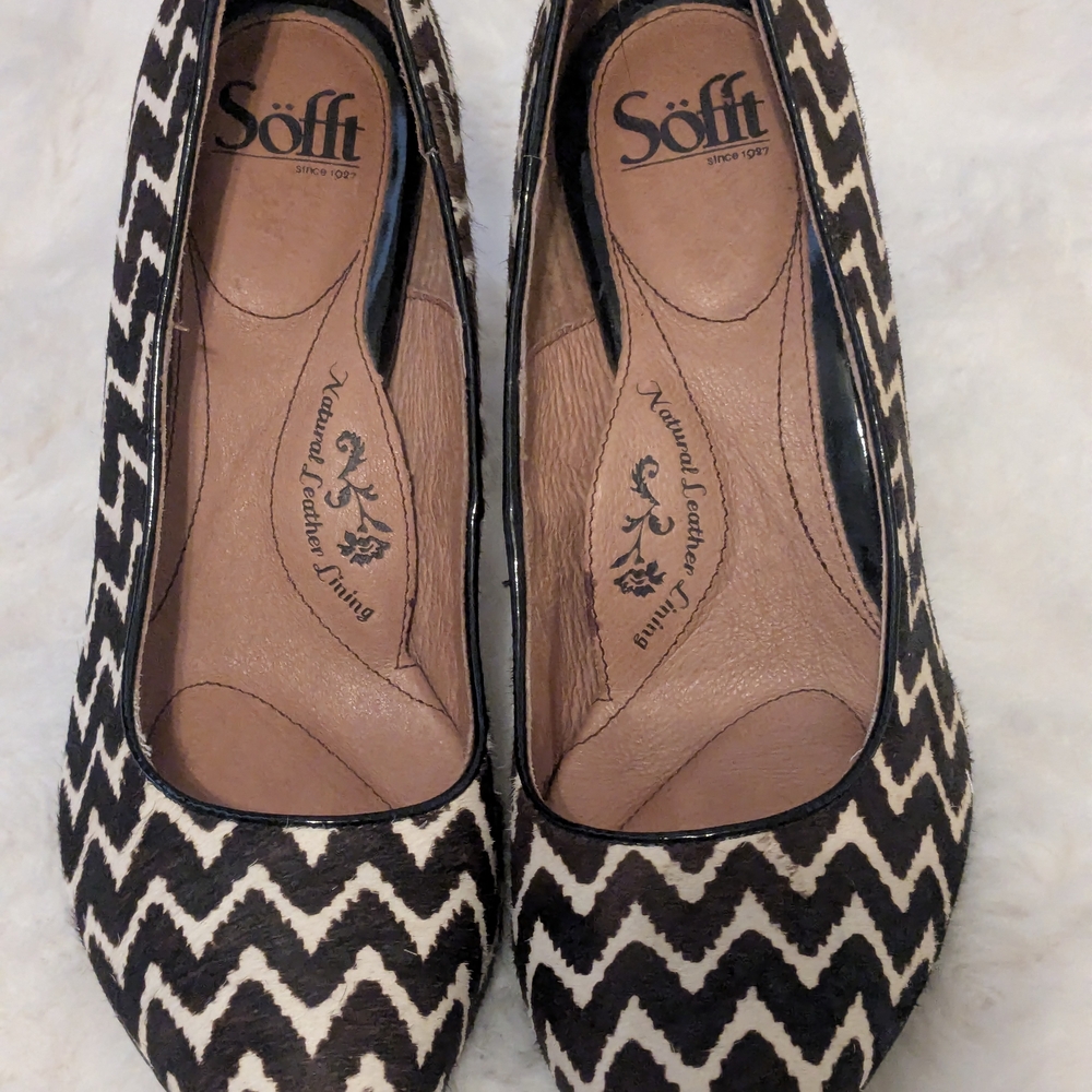 Söfft Chevron Haircalf Pumps Brown Cream Zigzag Heels Leather Lined Size 9